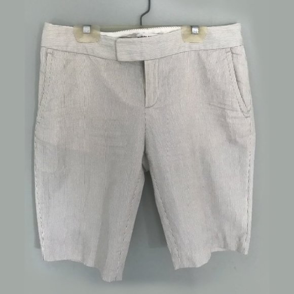 Banana Republic Bermuda Shorts - Picture 1 of 4